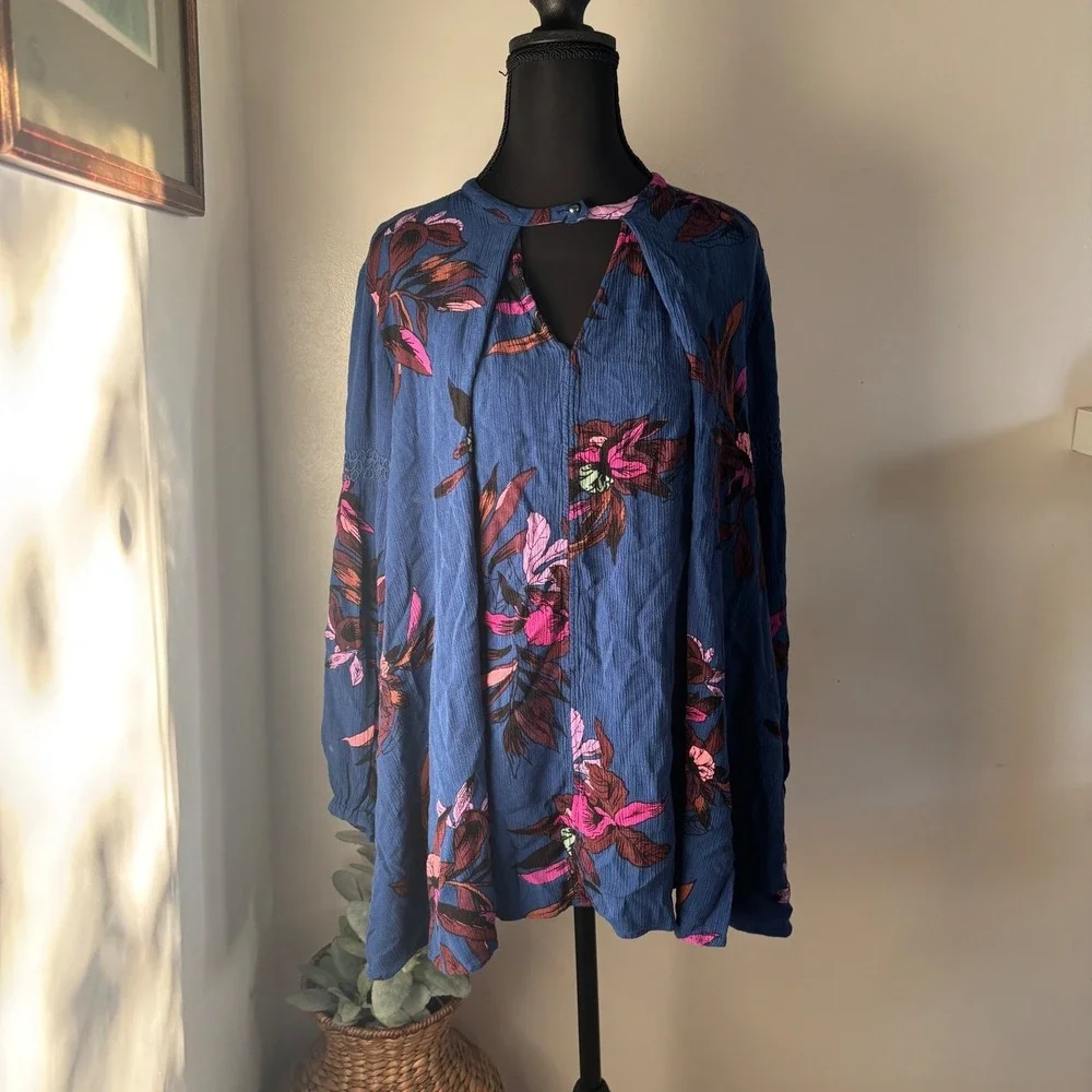 Free People Tree Swing‎ Blue Floral Print Keyhole Neck Long Sleeve Tunic Boho S - Picture 2 of 14